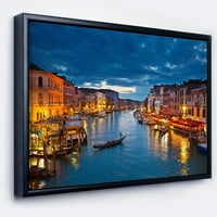DesignArt 'Grand Canal во текот на ноќта Венеција' Citycape Photo Framed Canvas Print